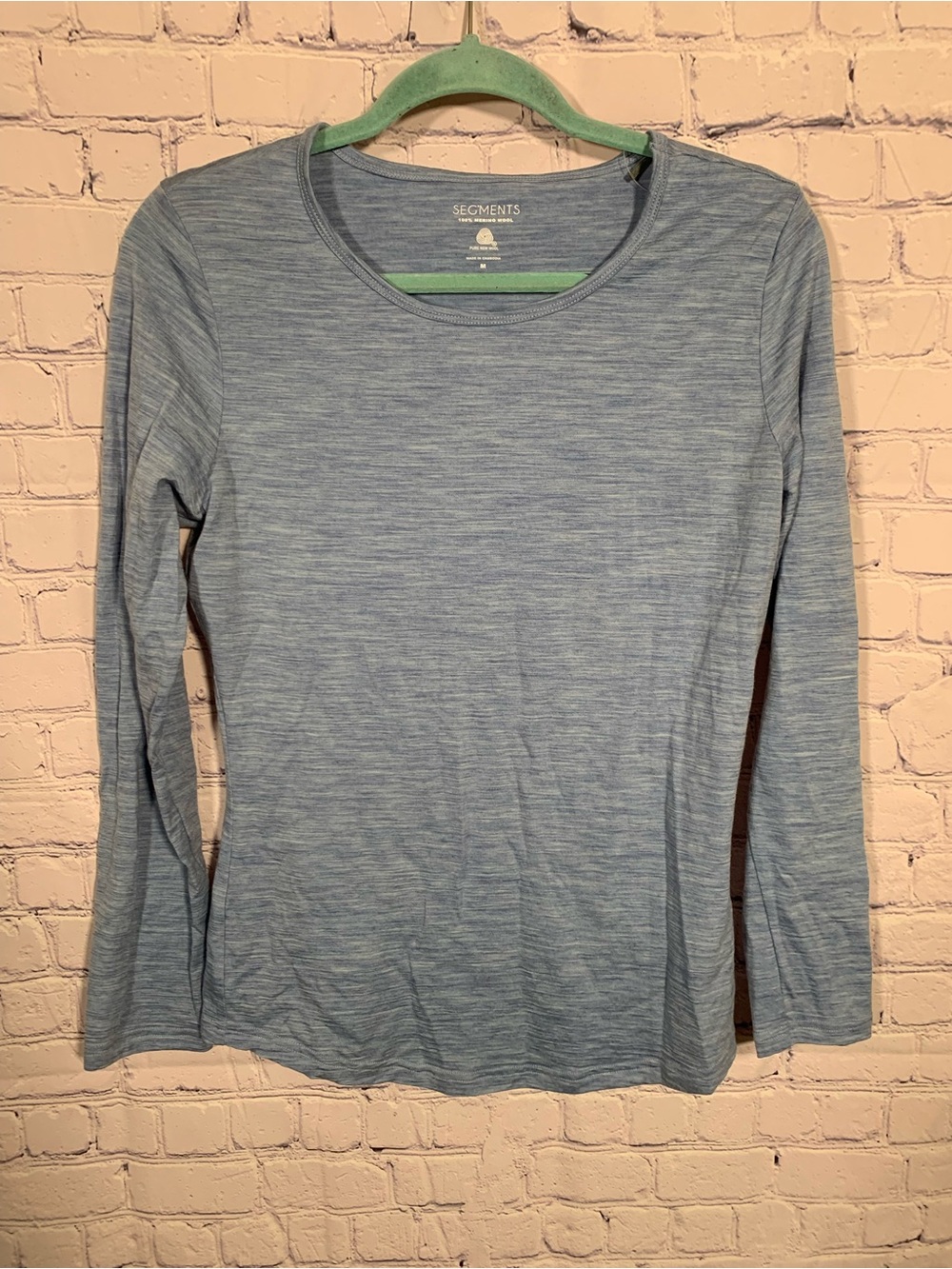 Segments Womens Merino Wool Long Sleeve Base Layer Blue Sz M NWOT Outdoor Casual